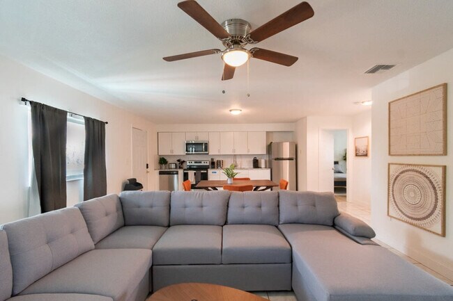 Building Photo - 505 Fillmore Ave