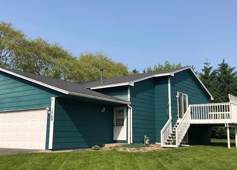 Foto principal - 1769 Hale Ave N