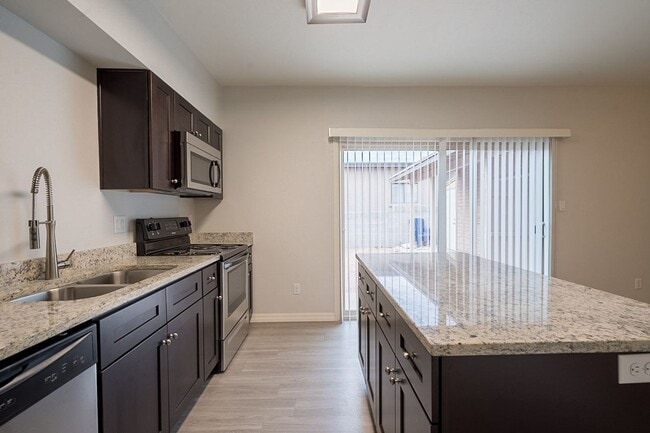 Photo - 1429 N Highland Ave Apartment