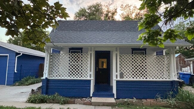Building Photo - 197 S Washington Ave