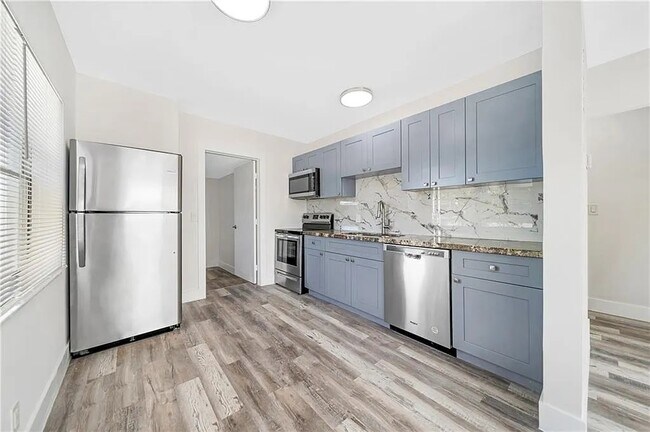 Foto del edificio - 1304 NW 7th Ave