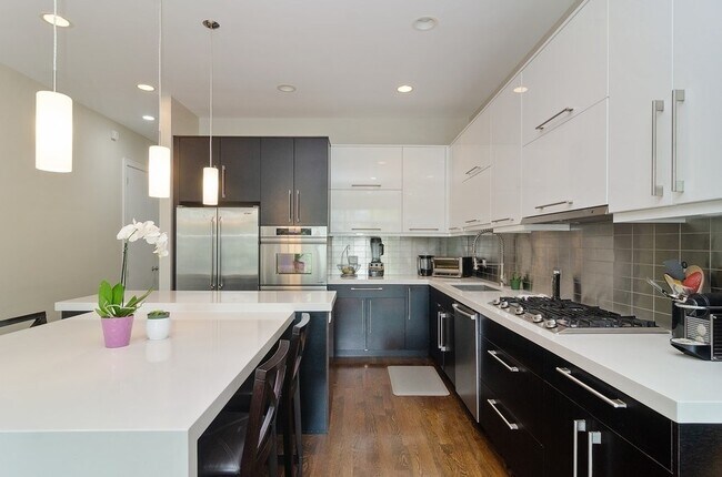 Foto del edificio - 2109 N Campbell Ave