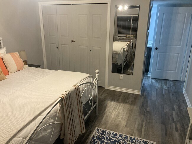 Primary Closet - 12500 Melville Dr