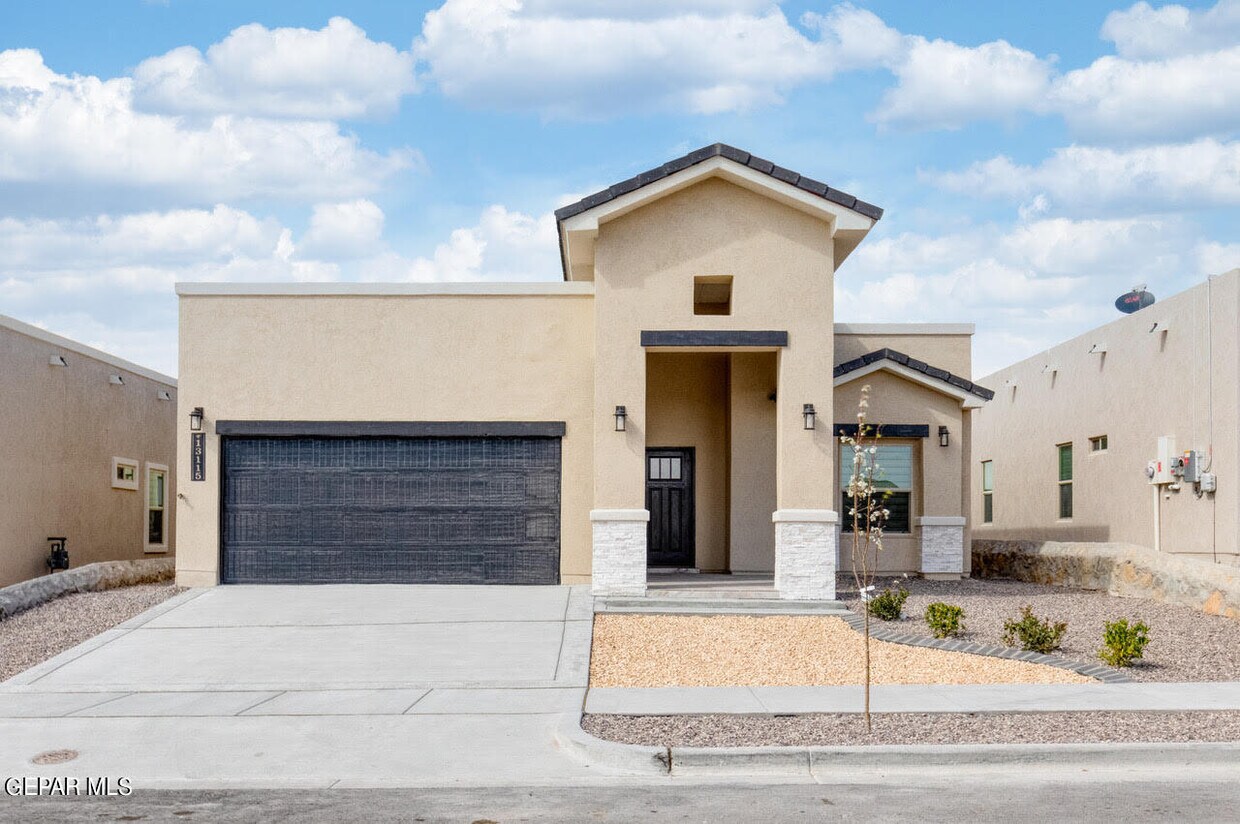 Foto principal - 13115 Kington
