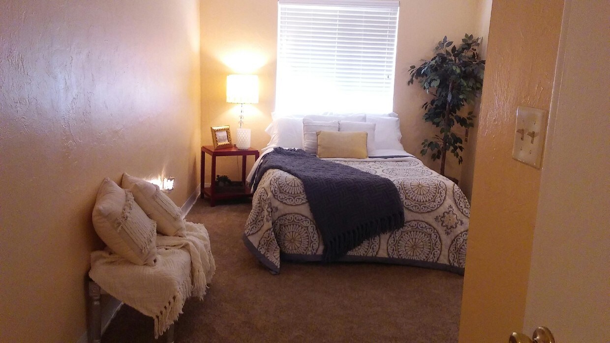 Foto principal - 2765 W Tharpe St