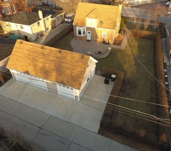 Building Photo - 1114 Canfield Rd