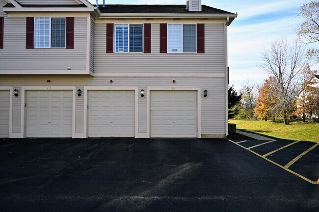 Foto del edificio - 616 Windsor Dr