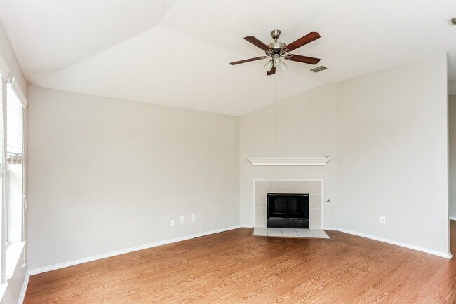 Foto del edificio - 2003 Misty Hollow Ct