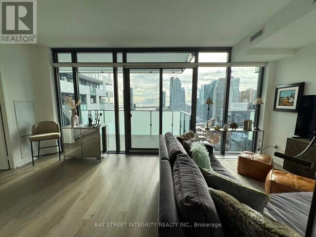 Building Photo - 20 Lombard St