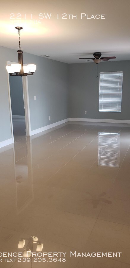 Foto del edificio - 2211 SW 12th Pl