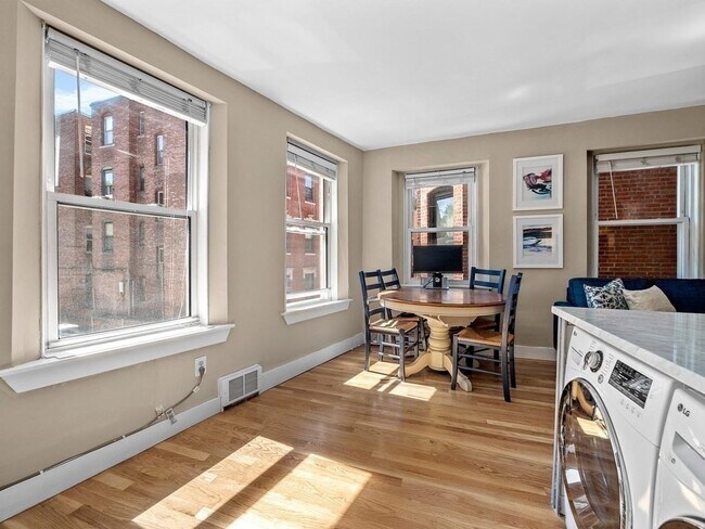 Foto del edificio - 19 Charter St