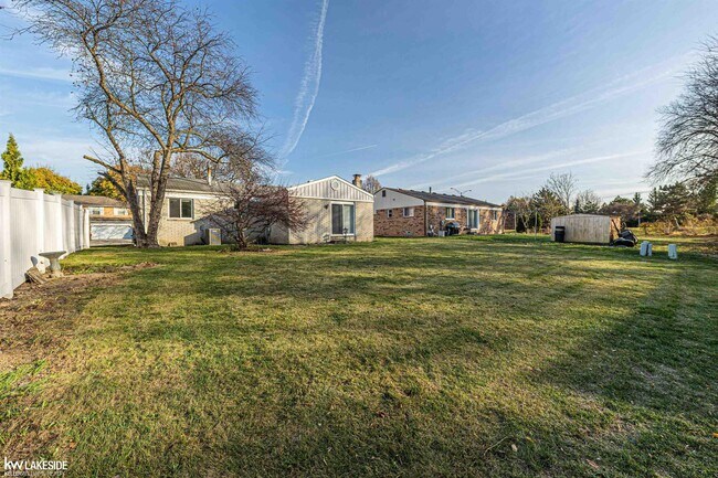 Foto del edificio - 3043 Heritage Dr