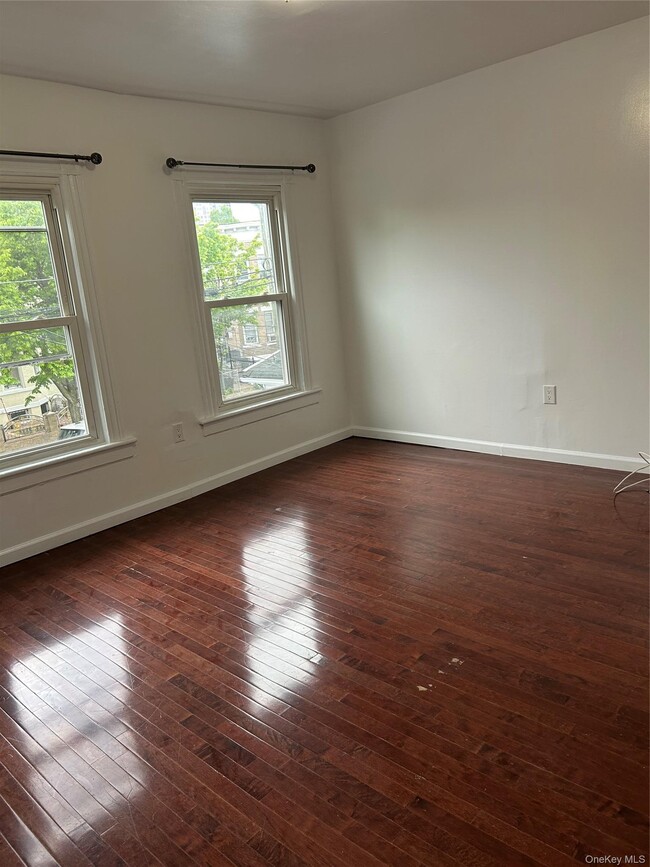 Building Photo - 146-16-14106 106th Ave