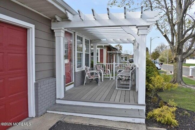 Building Photo - 27 Castle Harbor Dr