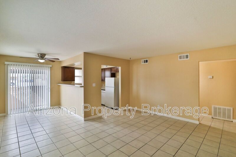 Primary Photo - 601 W Rio Salado Pkwy