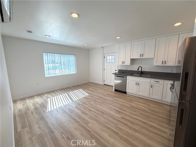 Foto del edificio - 12821 Doty Ave