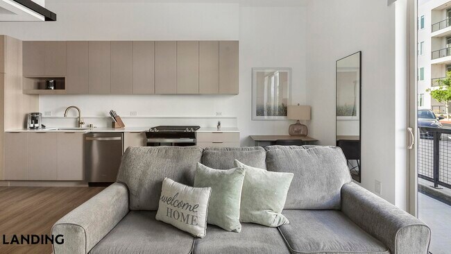 Foto del edificio - 8475 Michael Cherry Ave