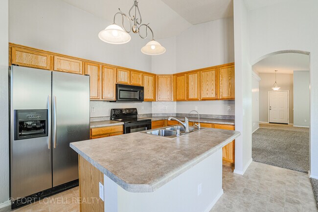 Building Photo - 3441 W Wayland Dr