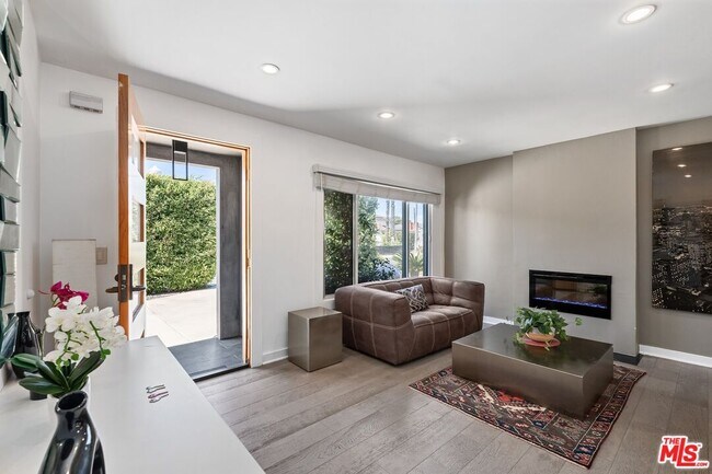 Foto del edificio - 6440 W 87th Pl