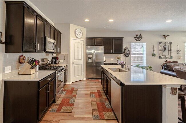 Building Photo - 2328 Starhill Ranch St