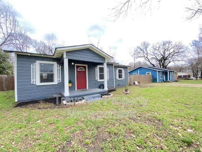 Building Photo - 145 Gordon Dr