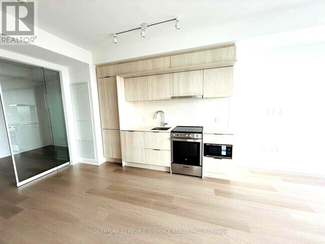 Photo du bâtiment - 448 Burnhamthorpe Rd W