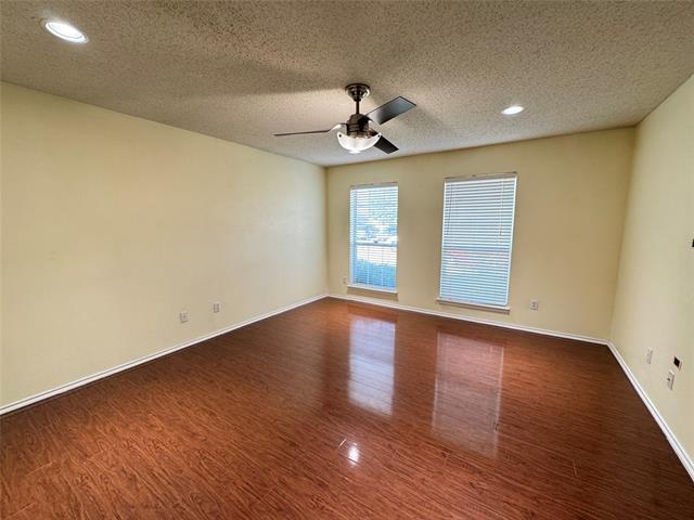 Foto del edificio - 7404 Avington Way