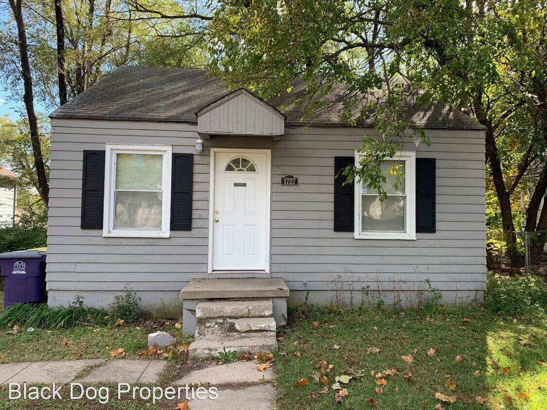 2 br, 1 bath House 1727 Rockhill Rd. House Rental in Manhattan, KS