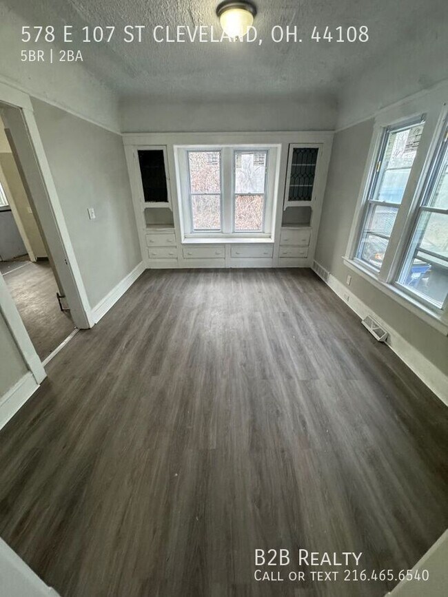 Foto del edificio - 578 E 107th St