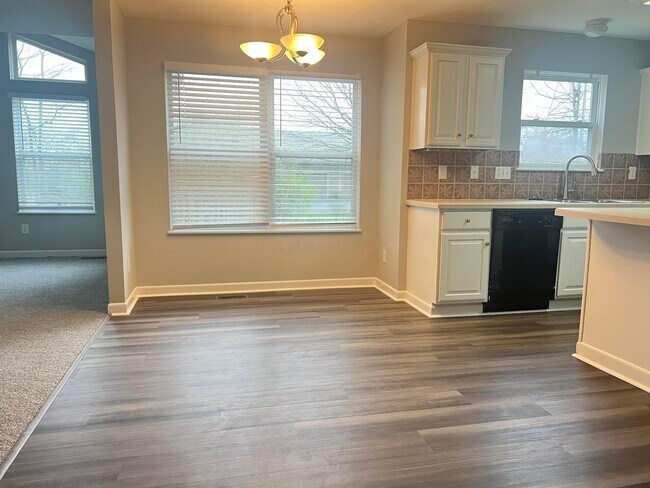 Building Photo - 4238 Greensbury Dr