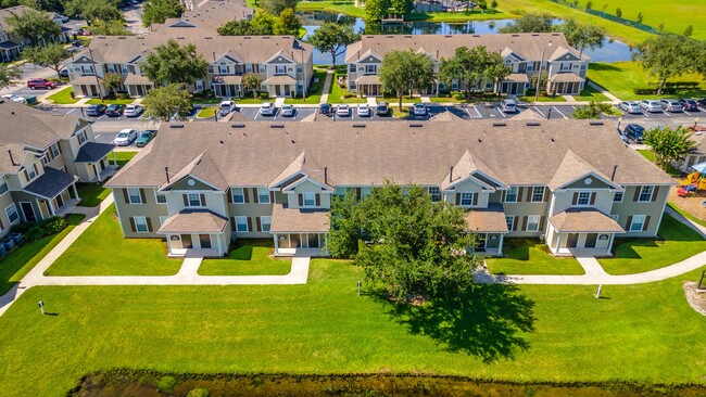 Building Photo - Regatta Bay