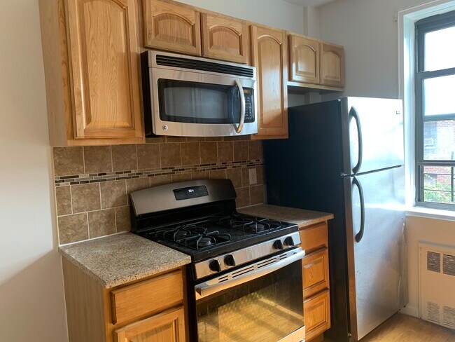 Foto del edificio - 3601 Johnson Ave