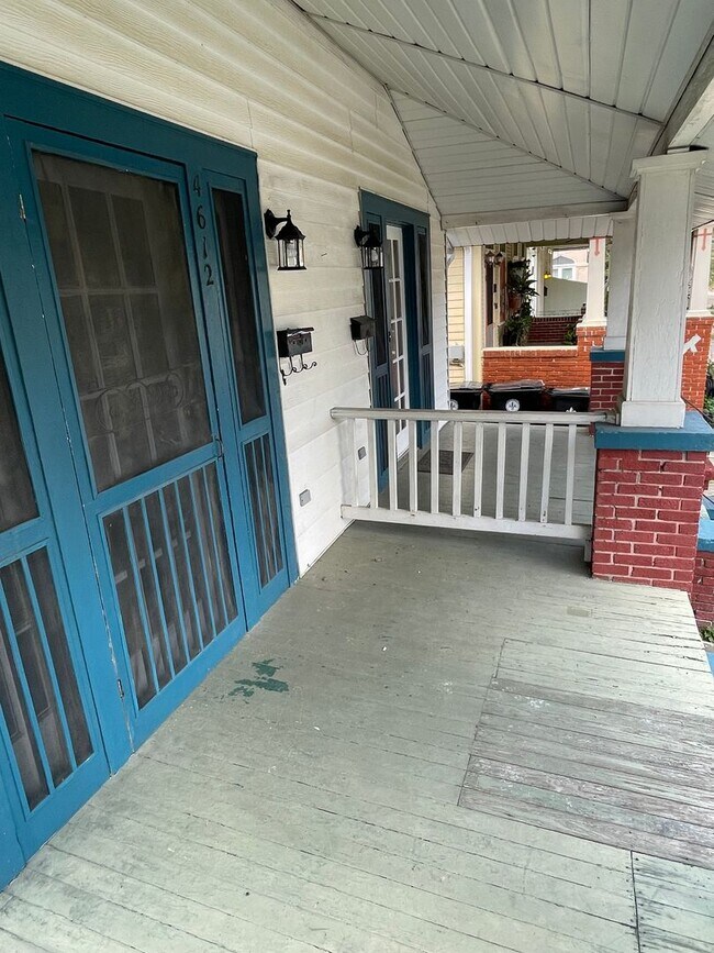 Photo - 2BD/1BA Shotgun w/ Huge Sunroom and Backyard Townhome
