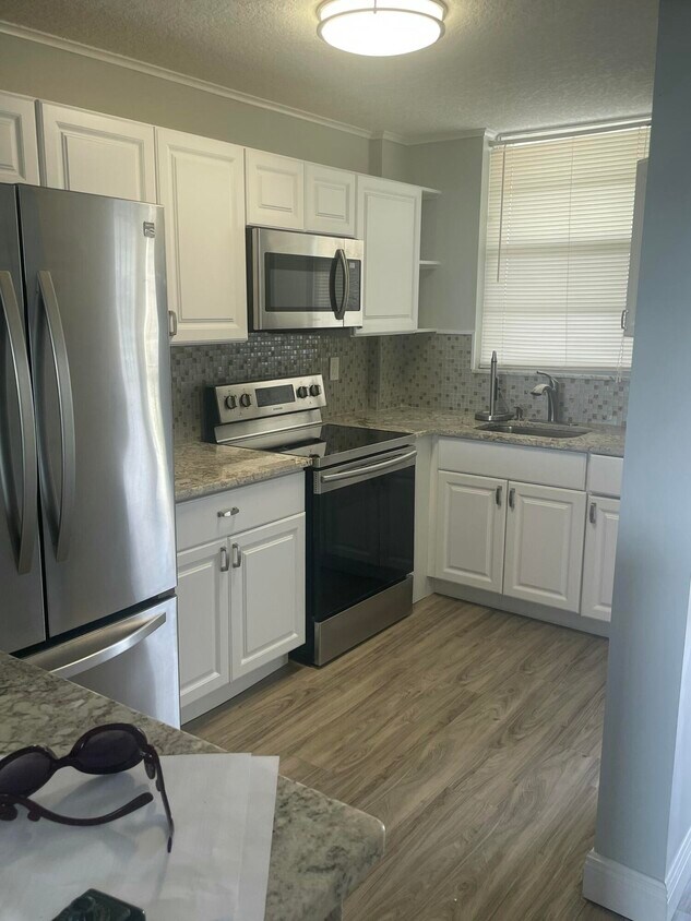 Foto principal - 100 Paradise Harbour Blvd