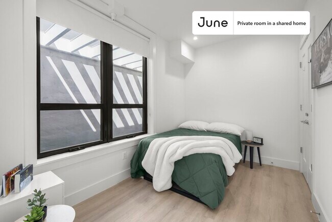 Building Photo - Room in Shared 4 bed/2 bath home in Dupont Circle