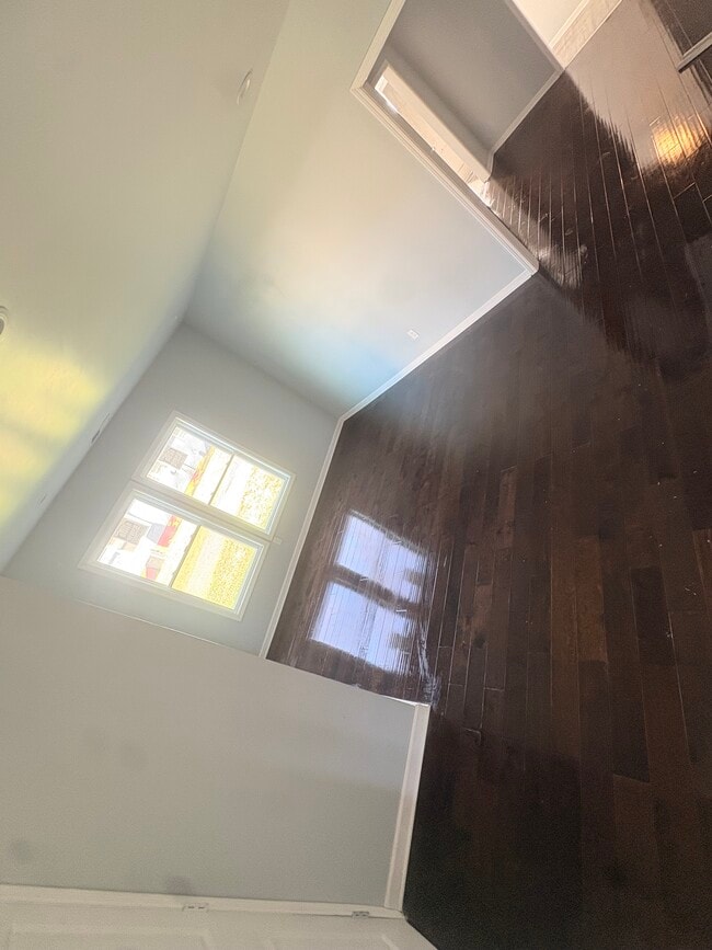 Foto del edificio - 601 10th Ave