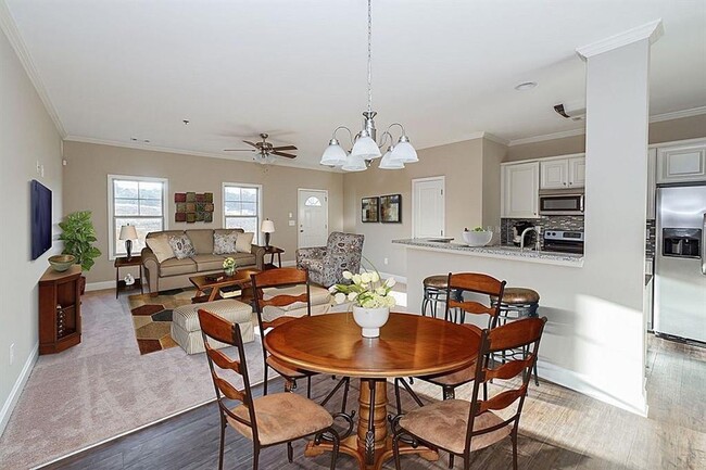 Foto del edificio - 3387 Hidden Stream Ct
