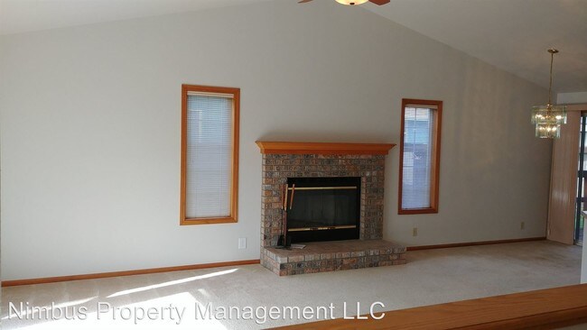 Building Photo - 4583 Cambon St