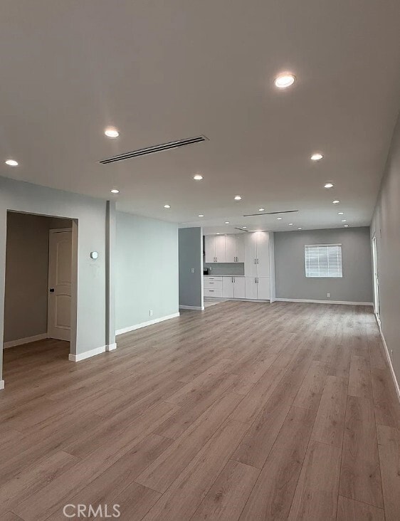 Foto del edificio - 8322 Sharp Ave