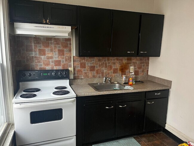 Foto del edificio - 1742 W Linden St