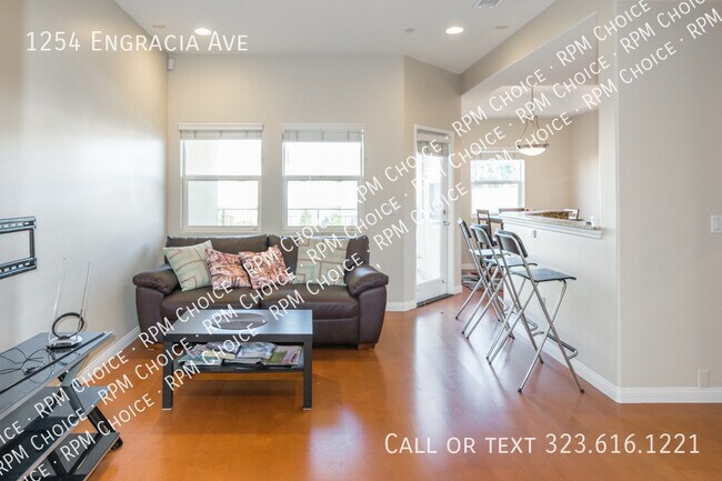 Building Photo - 1254 Engracia Ave