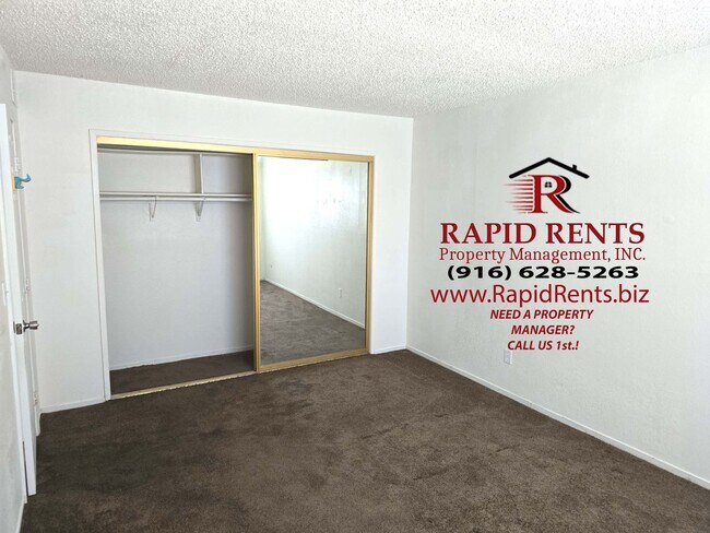 Building Photo - Nice 2Bd x 1Bth x 1Car Duplex