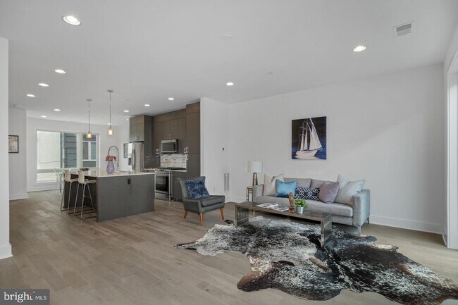 Foto del edificio - 1406 S Howard St