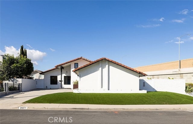 Primary Photo - 24871 Overland Dr