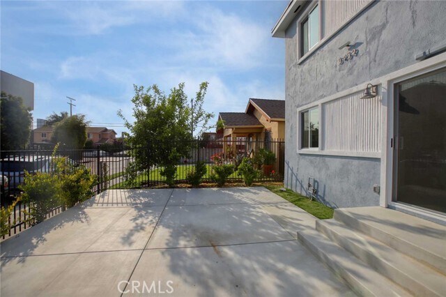 Foto del edificio - 5459 Carlin St