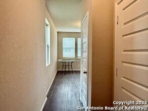 Building Photo - 10534 Green Rock Dr