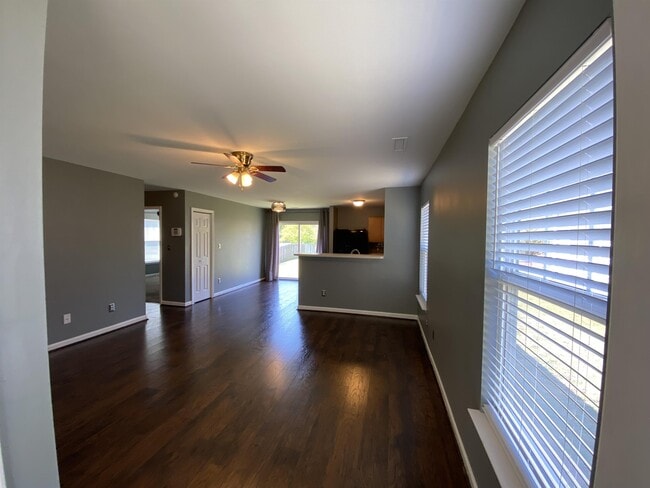 Building Photo - 3828 Satinleaf Dr