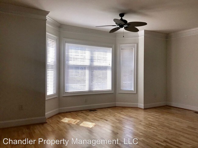 Building Photo - 3 br, 3.5 bath House - 927 Bolling Ave