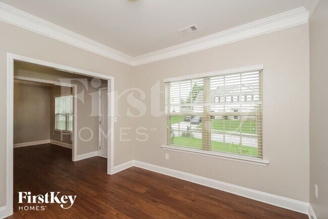 Foto del edificio - 119 Dynasty Ln