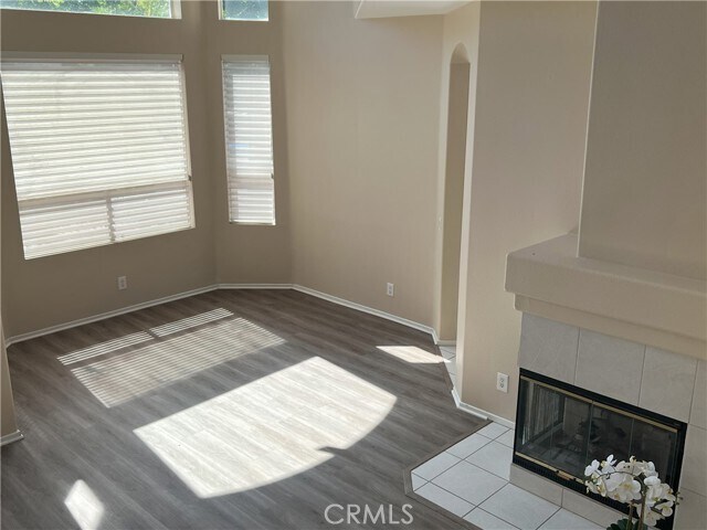Building Photo - 33 Larkmead